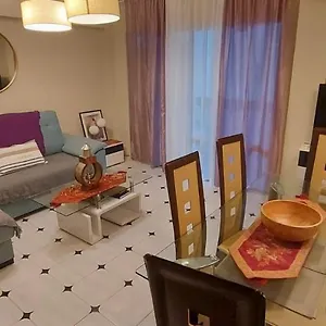Cozy In Fuengirola! Baesta Laege Apartamento