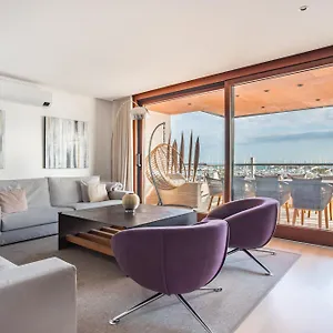luxury-sea-view-apartment-in-puerto-de-alcudia.balearic-islands.net/